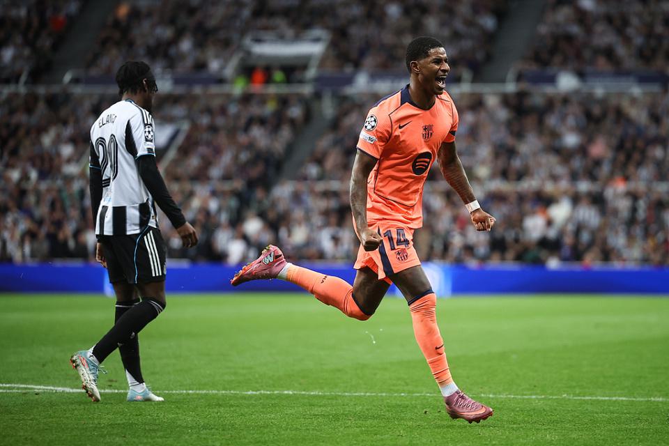 取得开门红, 后小角度低 取得开门红, 后小角度低