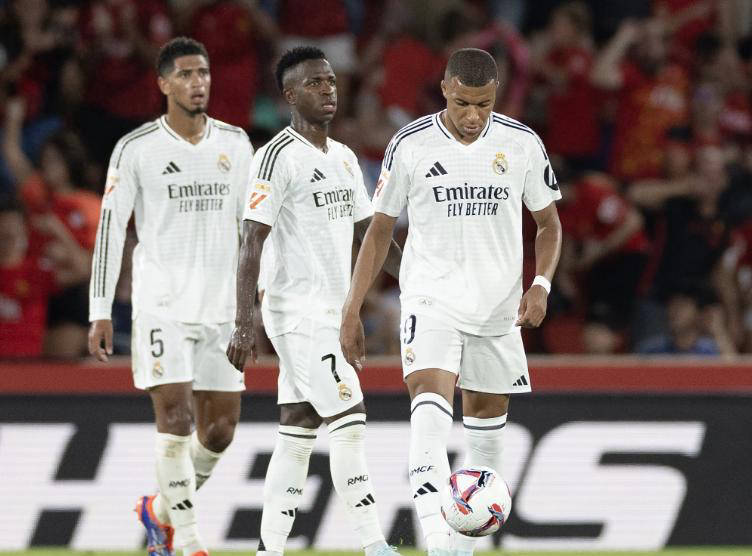 维尼修斯在, 地位