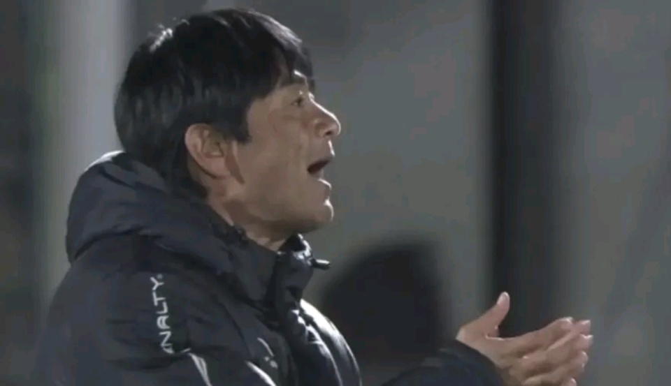 其中包括, 分钟 其中包括, 分钟